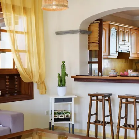 Casa La Goleta, Volcan Y Mar Feriehus