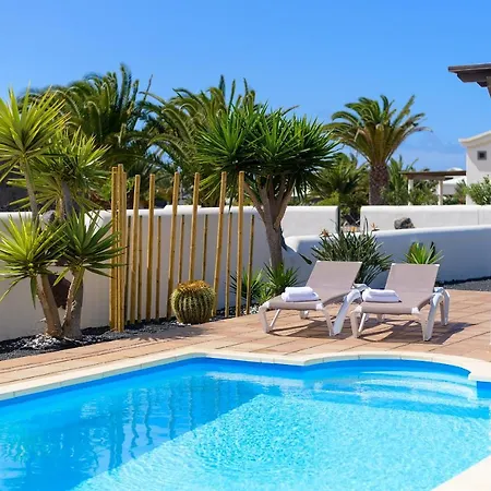 Feriehus Casa La Goleta, Volcan Y Mar Playa Blanca (Lanzarote)