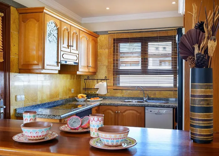 Casa La Goleta, Volcán Y Mar